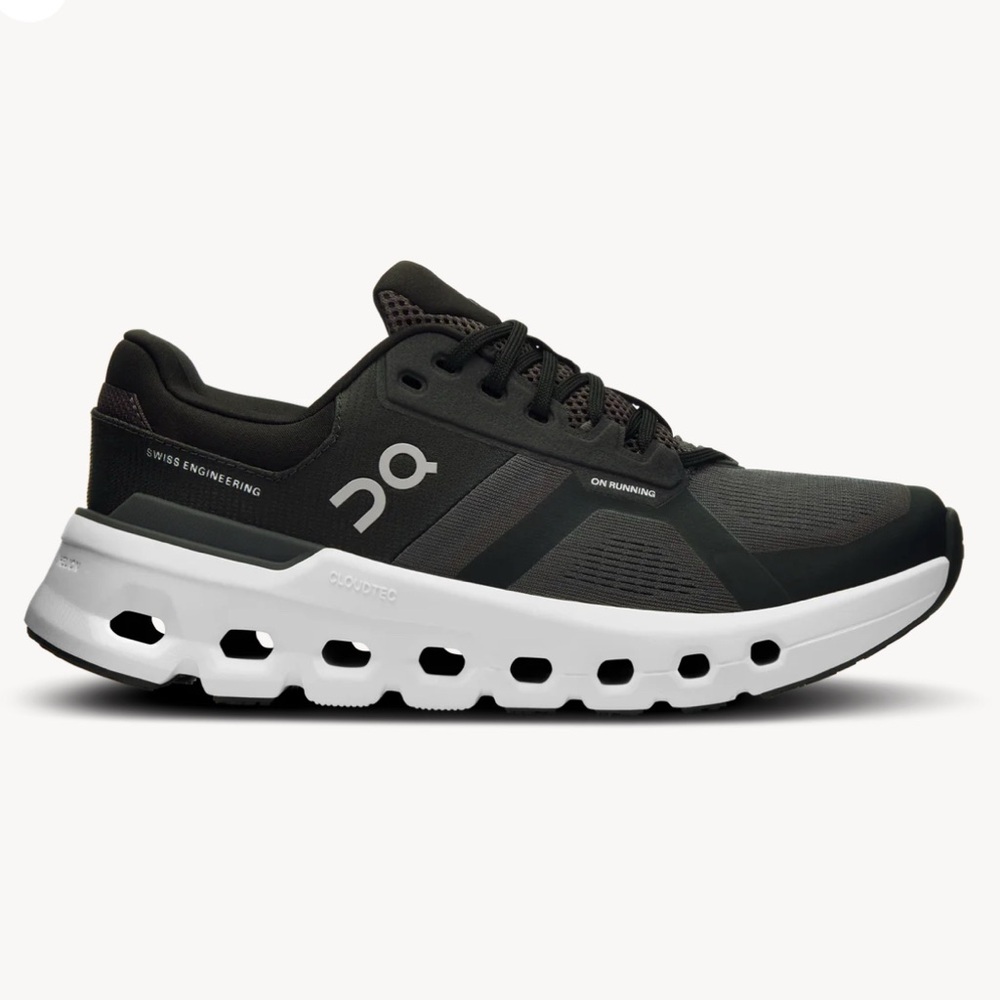 New Cloudrunner 2 shoes, size 8.5